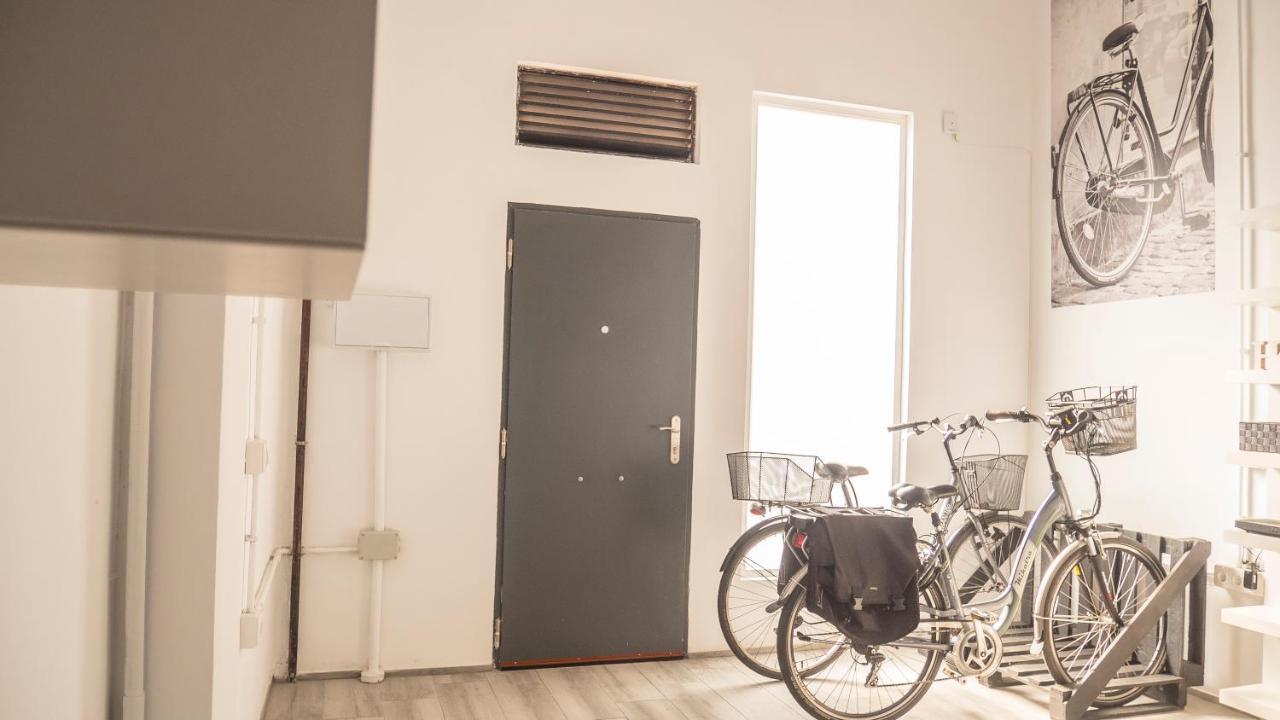 Amplio Apartamento Con Bicicletas Appartement Valencia Buitenkant foto